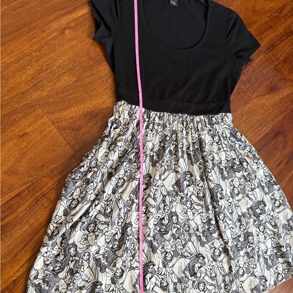 Disney Black and White Patterned Mini Dress - Picture 7 of 10